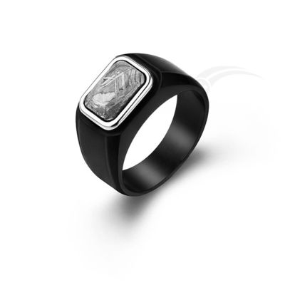 Anillos de joyería de meteoritos de hierro / níquel con grabado personalizado 10 * 7 facetas de cabochon